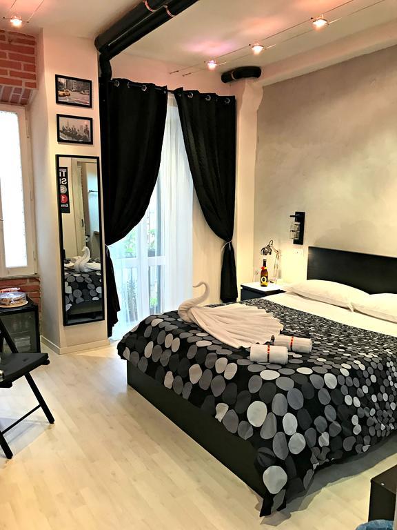 Moonlight Inn Guesthouse Roma Esterno foto