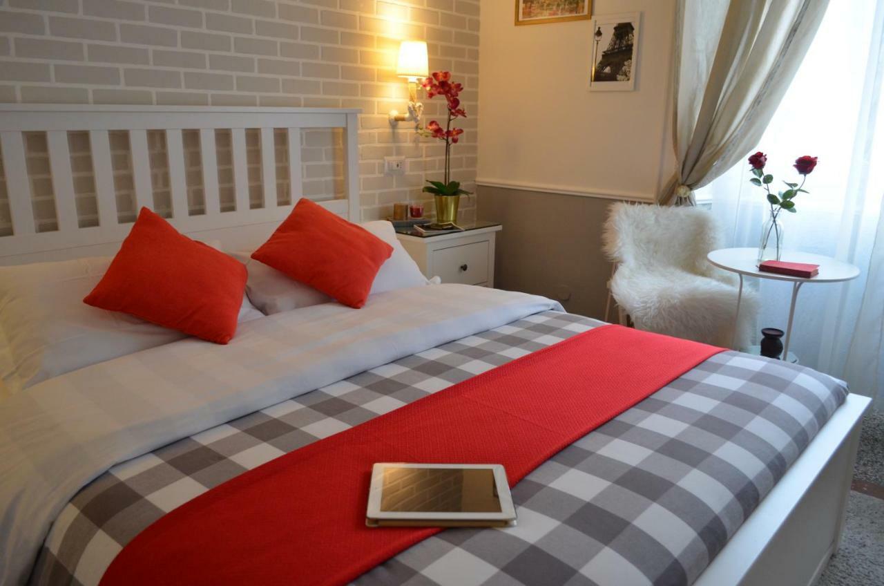 Moonlight Inn Guesthouse Roma Esterno foto